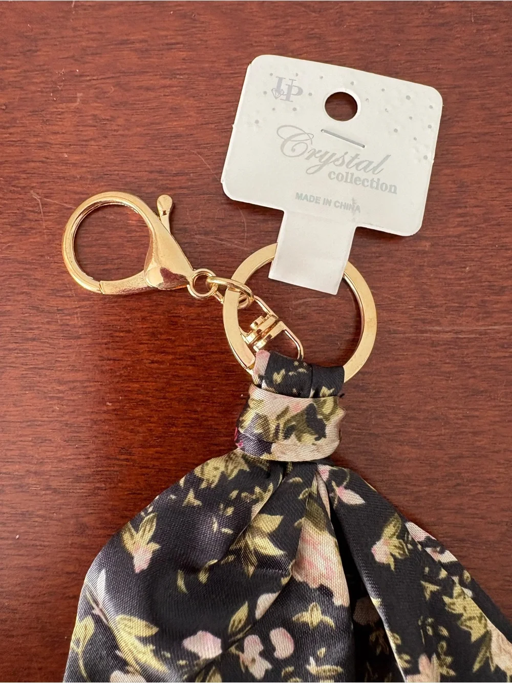Floral Black Scarf Keychain - Unbranded NEW!